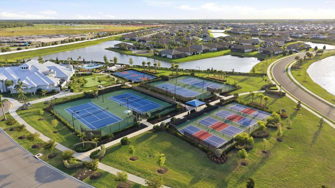 15306 Golden Beam Place, Bradenton, FL 34211 Photo