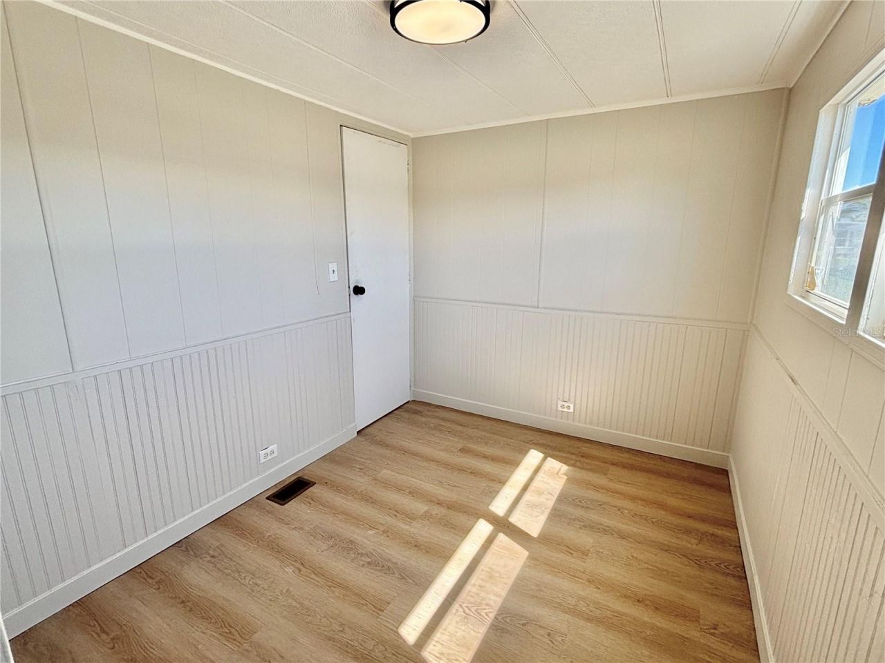 7028 Mount Jupiter Drive Ne, Unit 601, Saint Petersburg, FL 33702 Photo