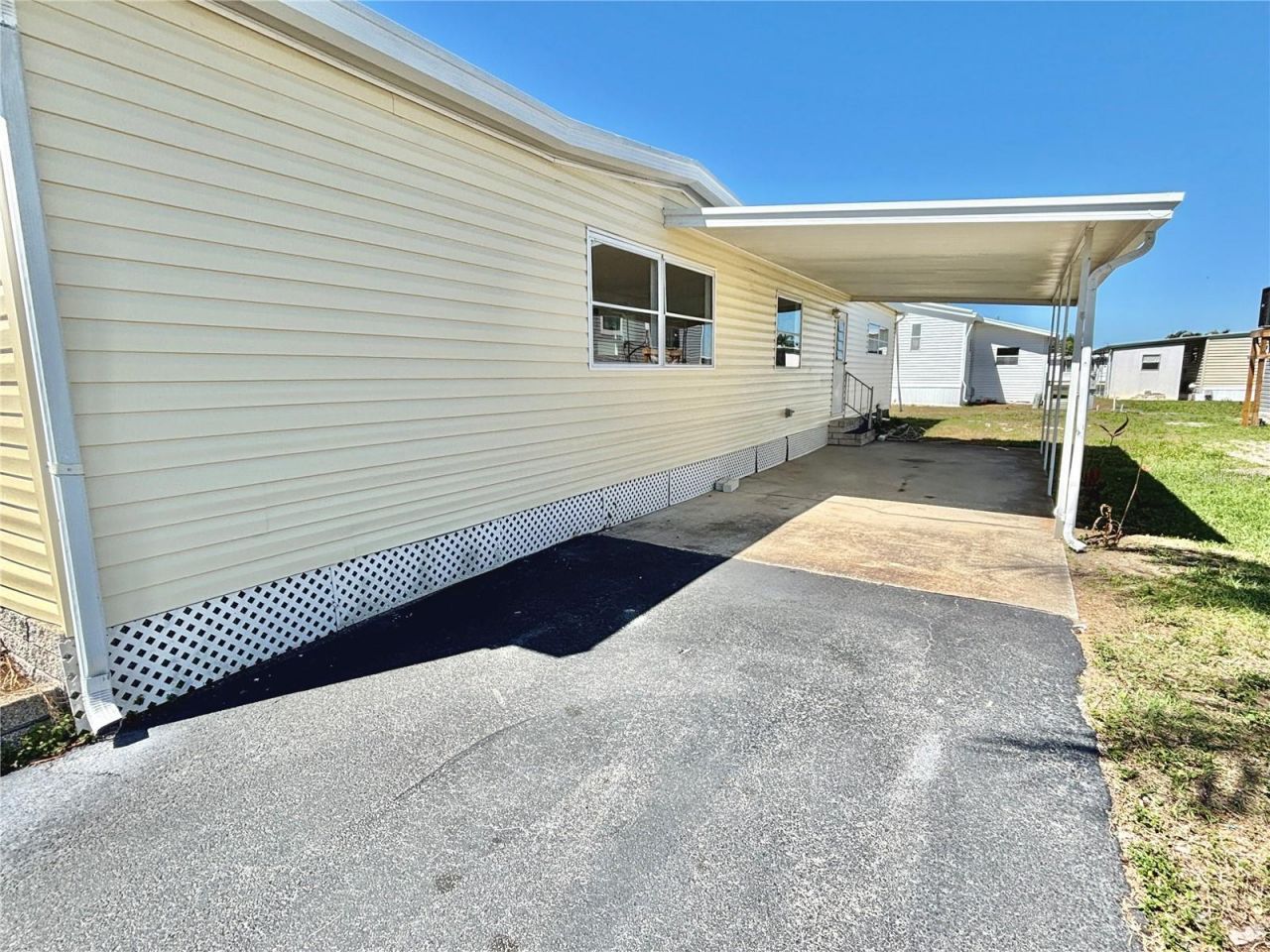 7028 Mount Jupiter Drive Ne, Unit 601, Saint Petersburg, FL 33702 Photo