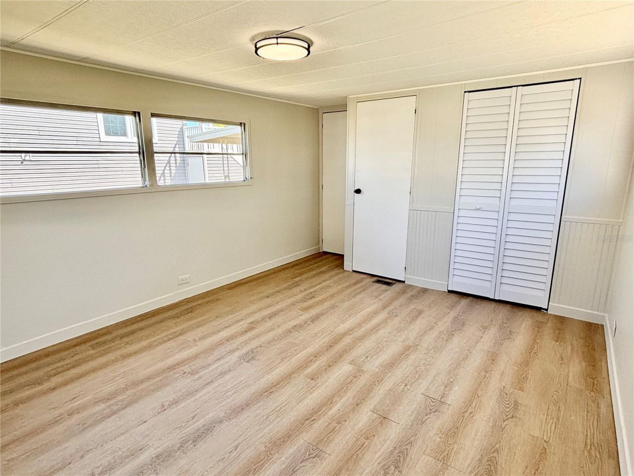 7028 Mount Jupiter Drive Ne, Unit 601, Saint Petersburg, FL 33702 Photo