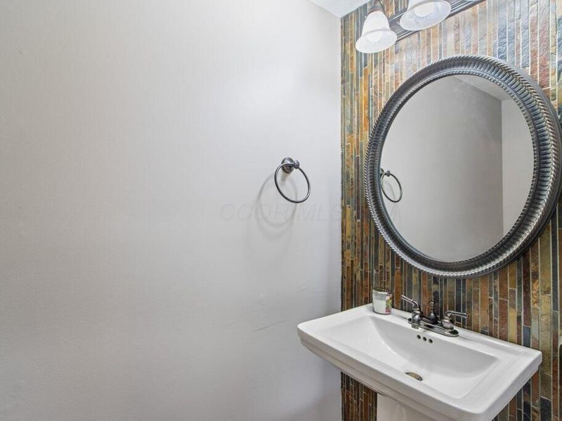 5562 Alston Grove Drive , Westerville, OH 43082 Photo 22