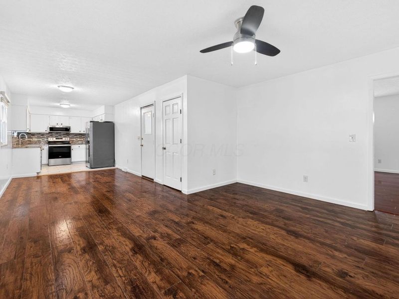 292 Moorfield Drive , Columbus, OH 43230 Photo 14