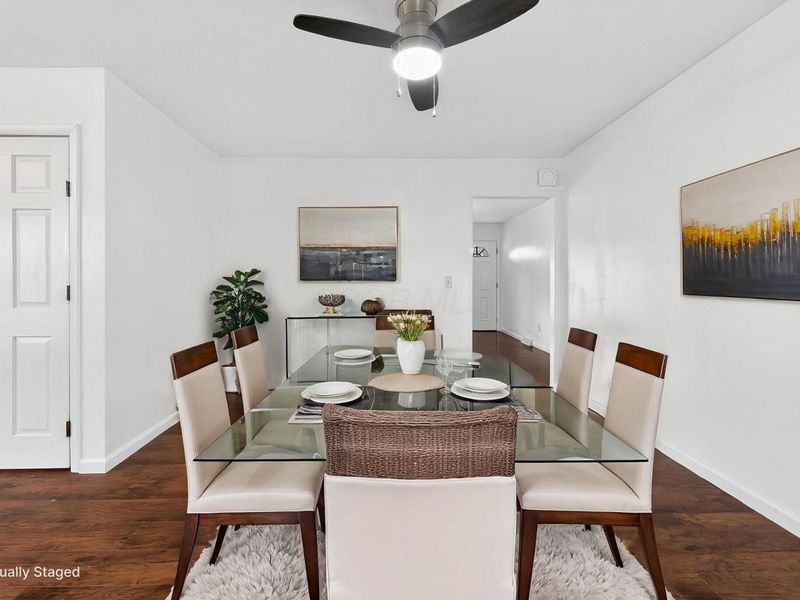 292 Moorfield Drive , Columbus, OH 43230 Photo 16