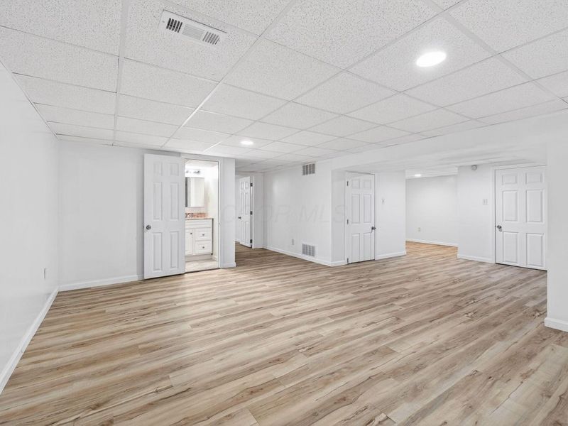 292 Moorfield Drive , Columbus, OH 43230 Photo 45