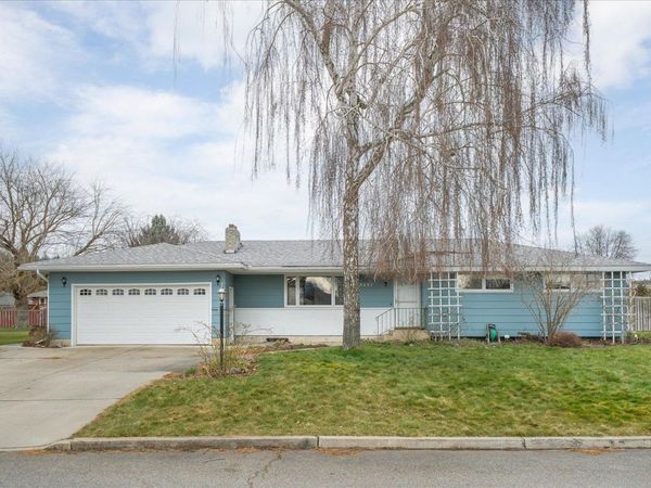 8605 E Whitman Ave, Spokane Valley, WA 99212