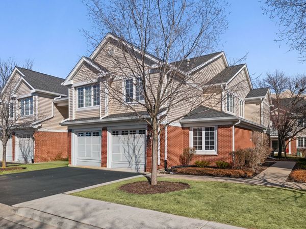 7420 Lincoln Avenue , Unit B, Skokie, IL 60076