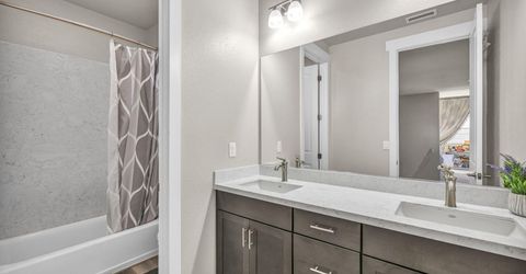 944 Los Alamitos Street, Minden, NV 89423 Photo