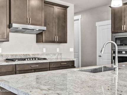 944 Los Alamitos Street, Minden, NV 89423 Photo