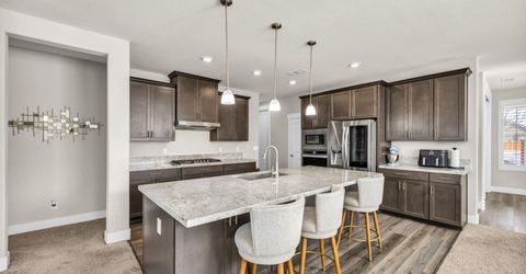 944 Los Alamitos Street, Minden, NV 89423 Photo