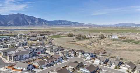 944 Los Alamitos Street, Minden, NV 89423 Photo