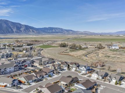 944 Los Alamitos Street, Minden, NV 89423 Photo