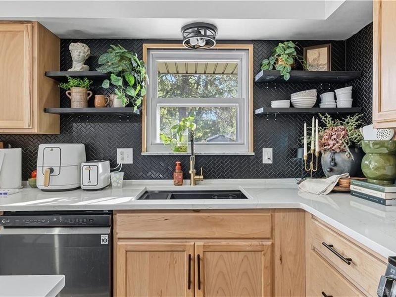 4190 Woodman Drive, Dayton, OH 45440 Photo 13