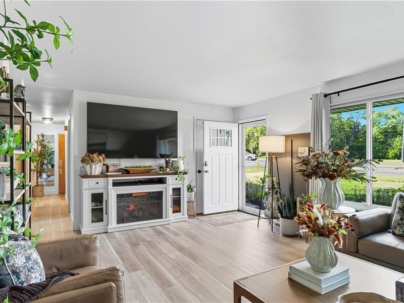 4190 Woodman Drive, Dayton, OH 45440 Photo 8