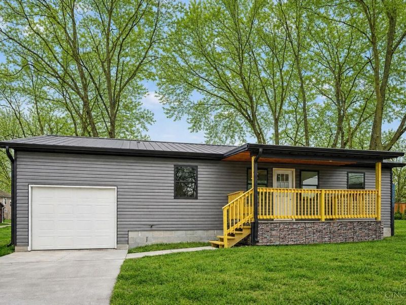 330 Macy Lane, Leesburg, OH 45135 Photo 1