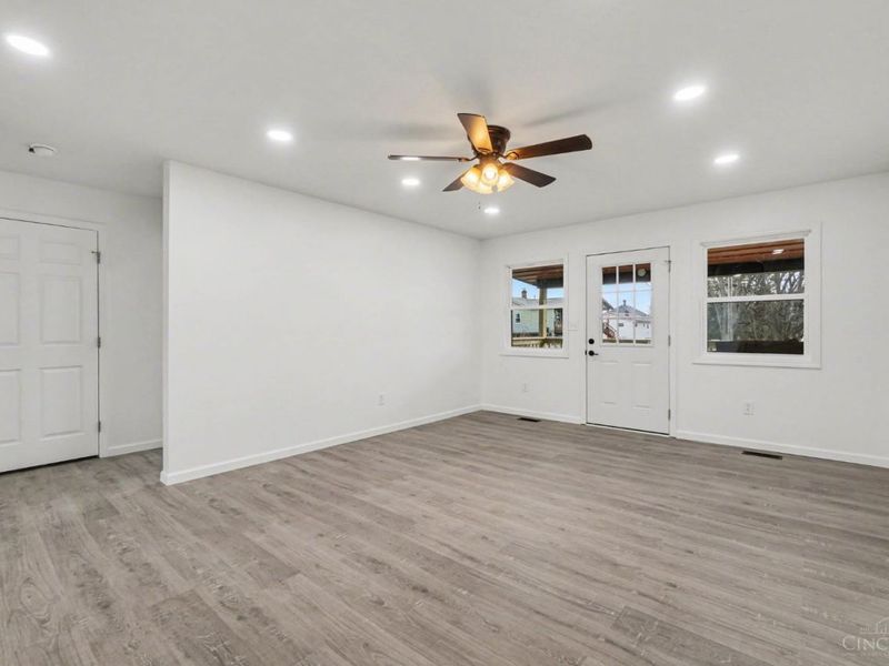 330 Macy Lane, Leesburg, OH 45135 Photo 4