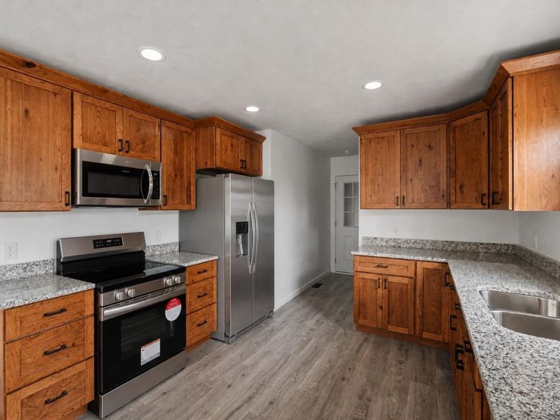 330 Macy Lane, Leesburg, OH 45135 Photo 6