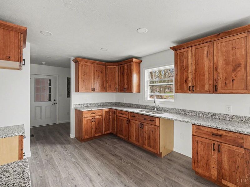 330 Macy Lane, Leesburg, OH 45135 Photo 7