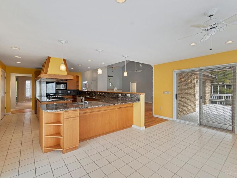 7380 Wheatland Meadow Court, West Chester, OH 45069 Photo 15