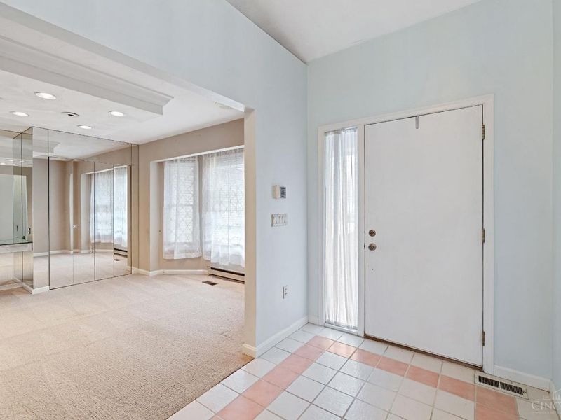 7380 Wheatland Meadow Court, West Chester, OH 45069 Photo 5