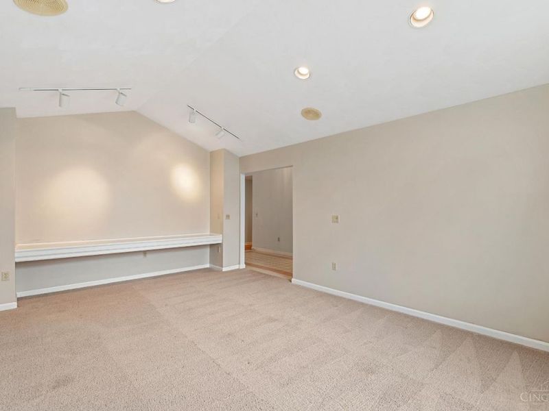 7380 Wheatland Meadow Court, West Chester, OH 45069 Photo 8