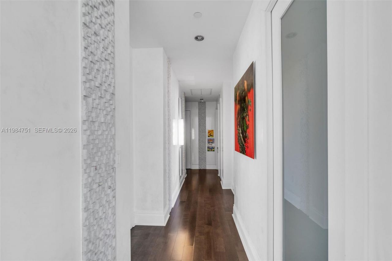 900 Brickell Key Blvd , Unit 2904, Miami, FL 33131 Photo