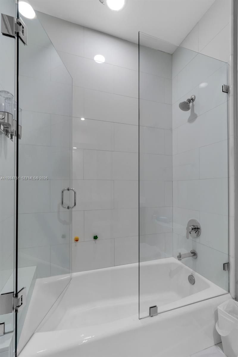 900 Brickell Key Blvd , Unit 2904, Miami, FL 33131 Photo