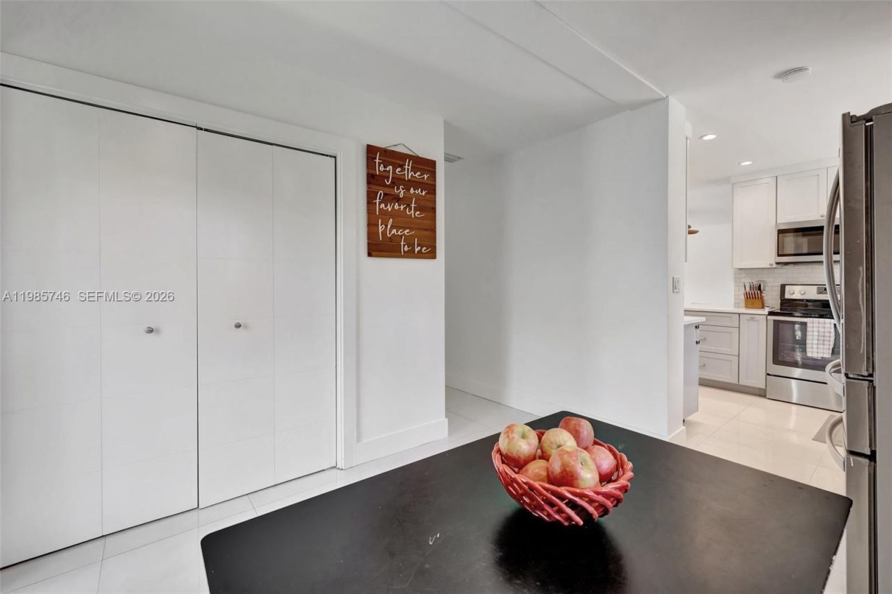 2506 NE 30th St , Fort Lauderdale, FL 33306 Photo