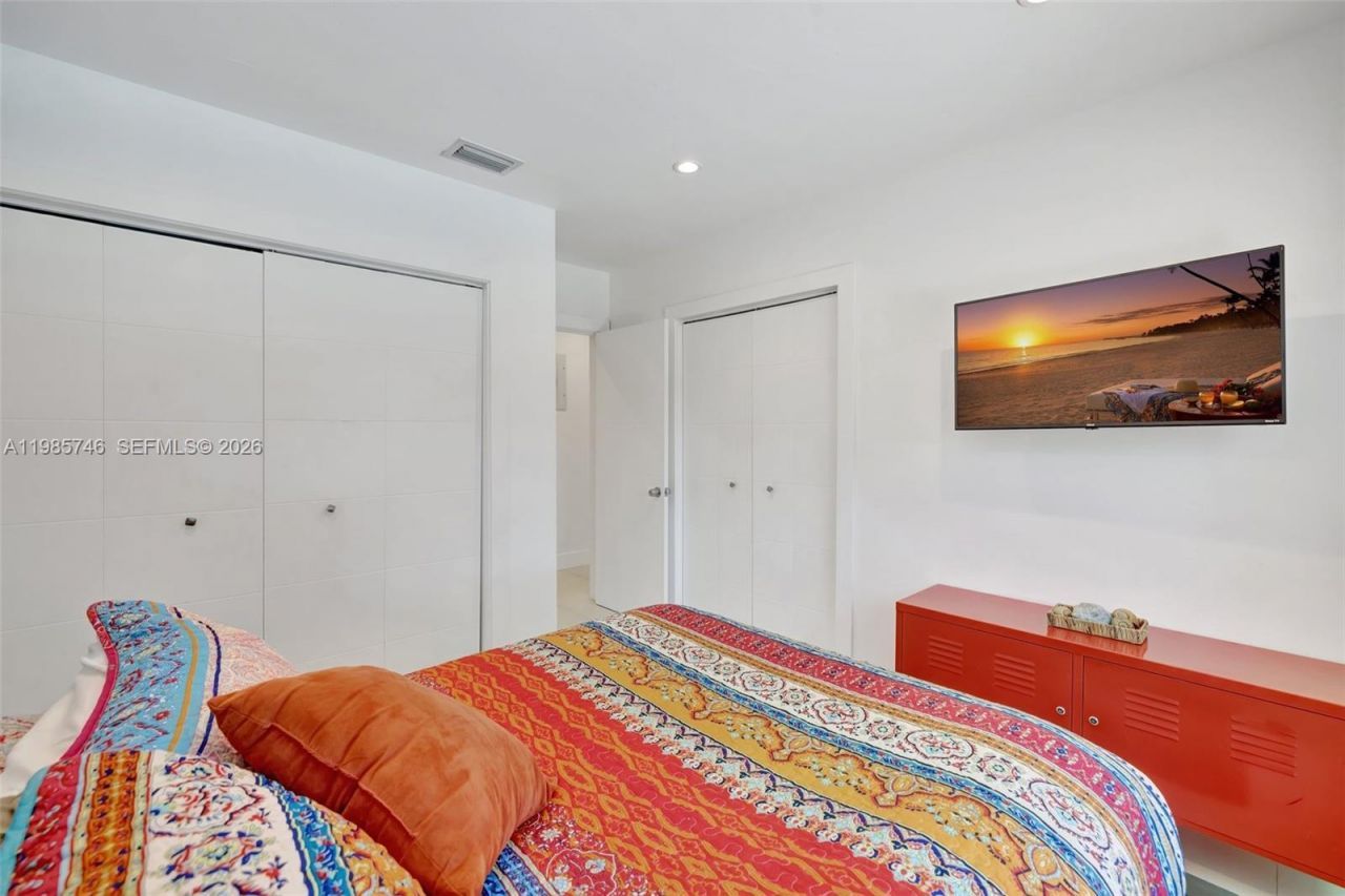 2506 NE 30th St , Fort Lauderdale, FL 33306 Photo