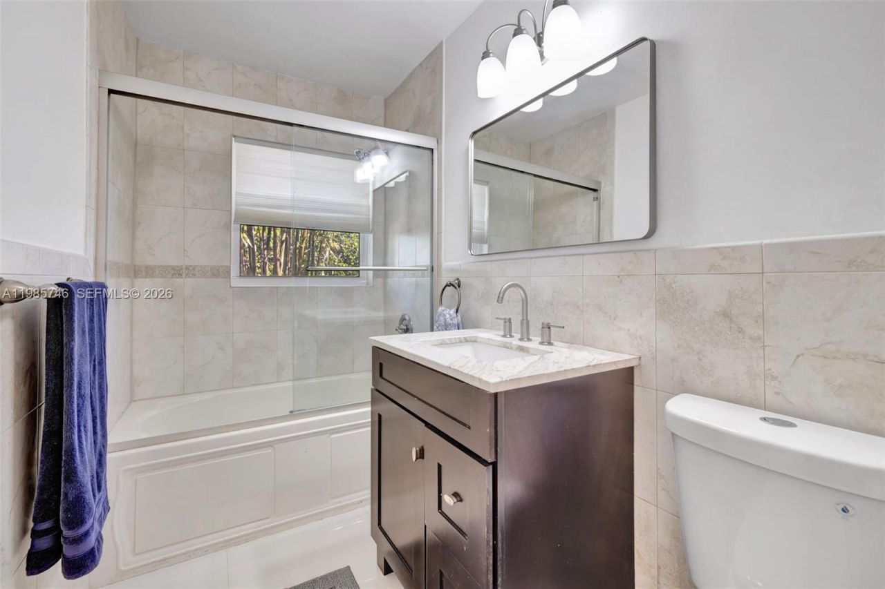 2506 NE 30th St , Fort Lauderdale, FL 33306 Photo