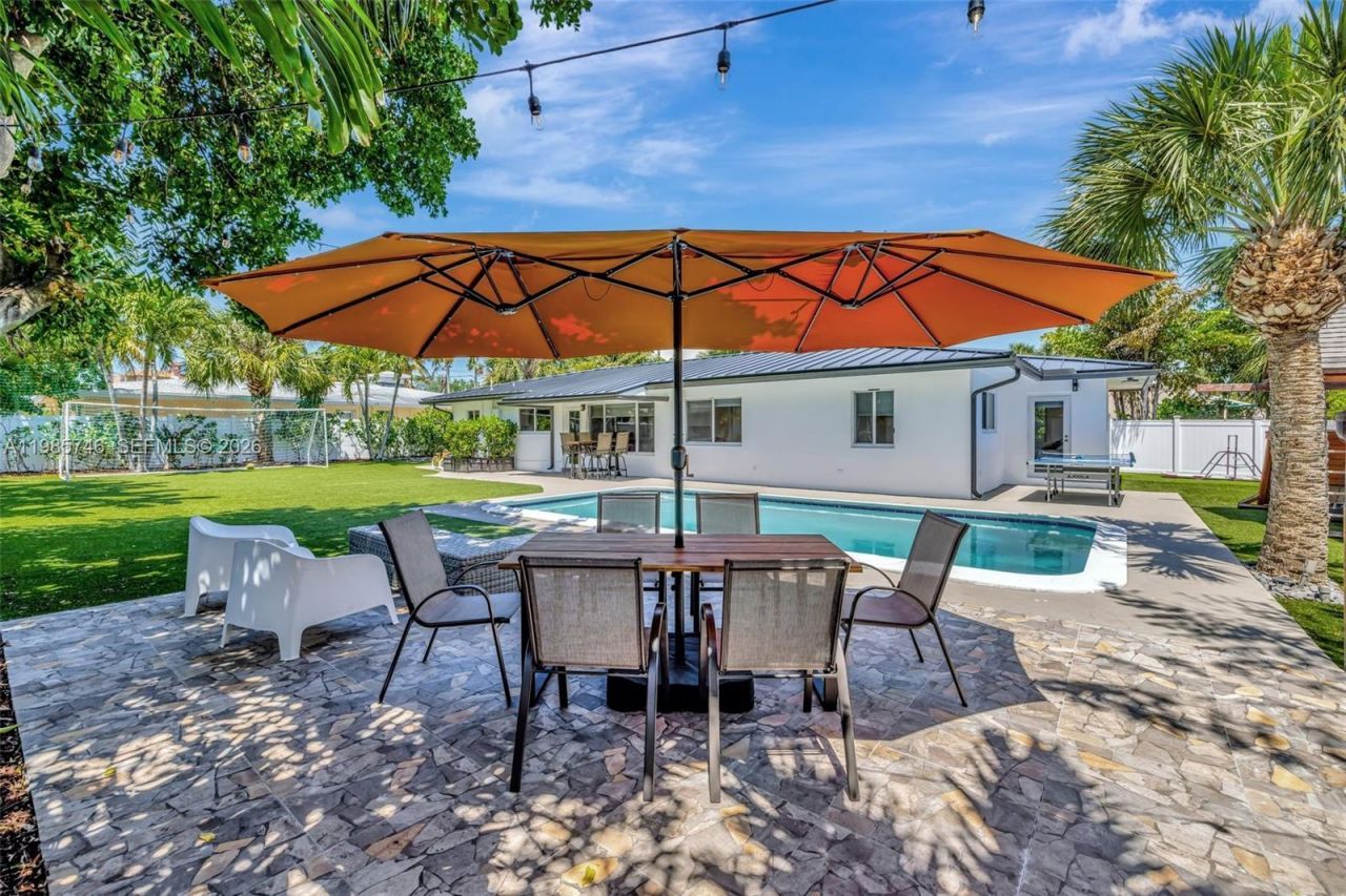 2506 NE 30th St , Fort Lauderdale, FL 33306 Photo