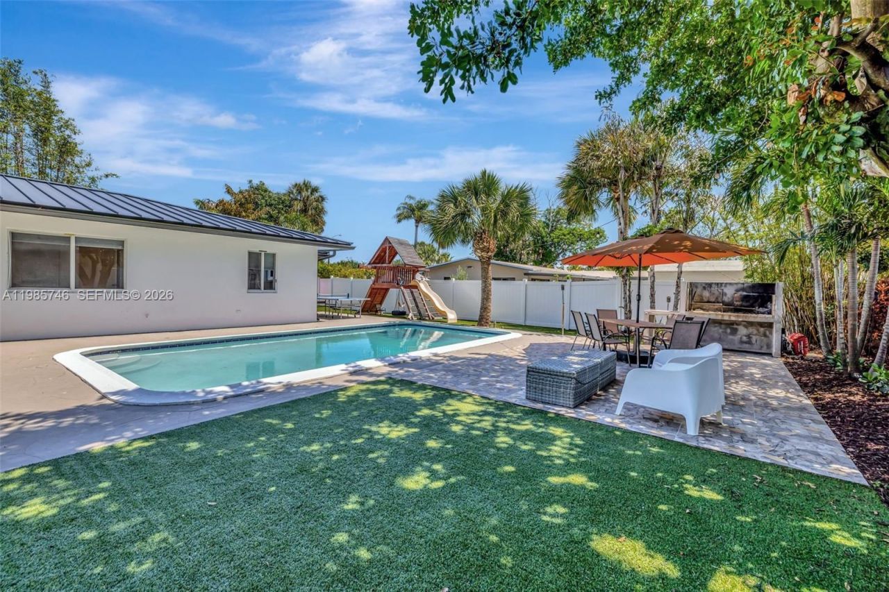 2506 NE 30th St , Fort Lauderdale, FL 33306 Photo