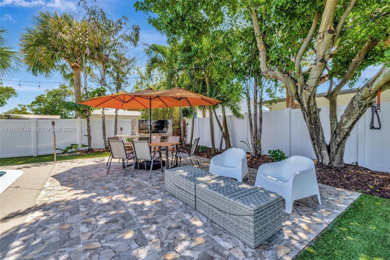 2506 NE 30th St , Fort Lauderdale, FL 33306 Photo