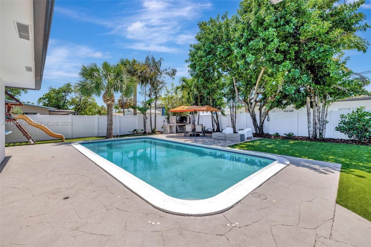 2506 NE 30th St , Fort Lauderdale, FL 33306 Photo