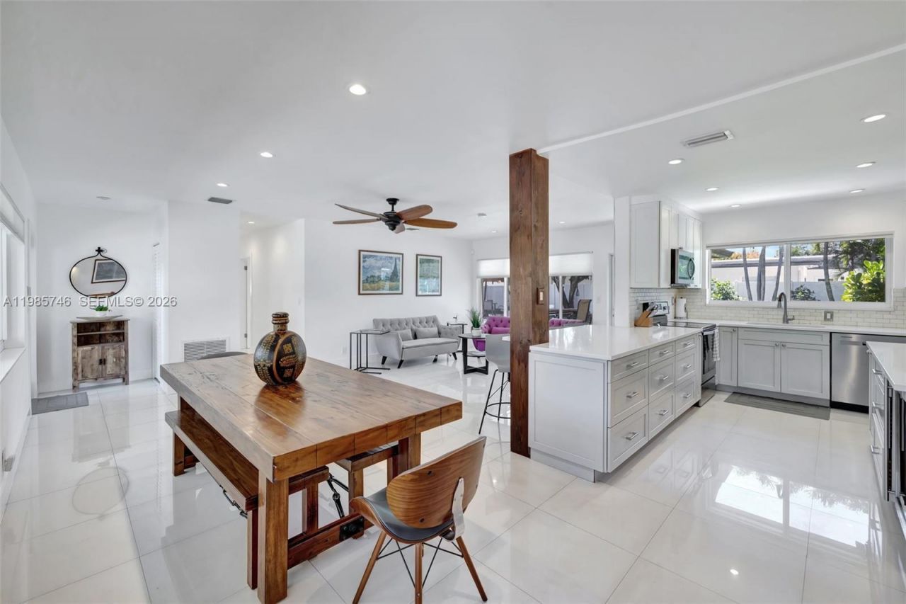 2506 NE 30th St , Fort Lauderdale, FL 33306 Photo