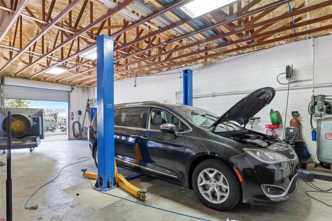 645 Old Dixie Hwy , Sebastian, FL 32958 Photo