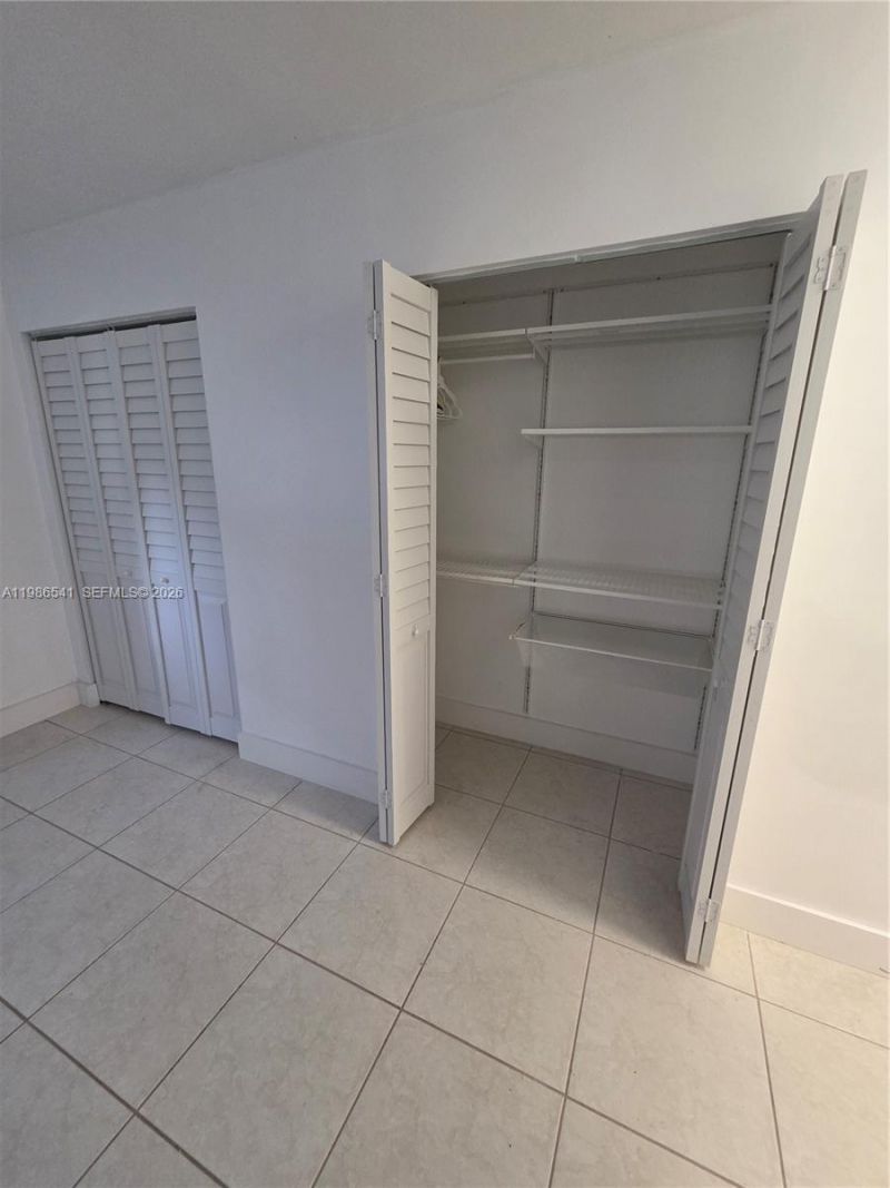 620 NE 12th Ave, Unit 101, Hallandale Beach, FL 33009 Photo