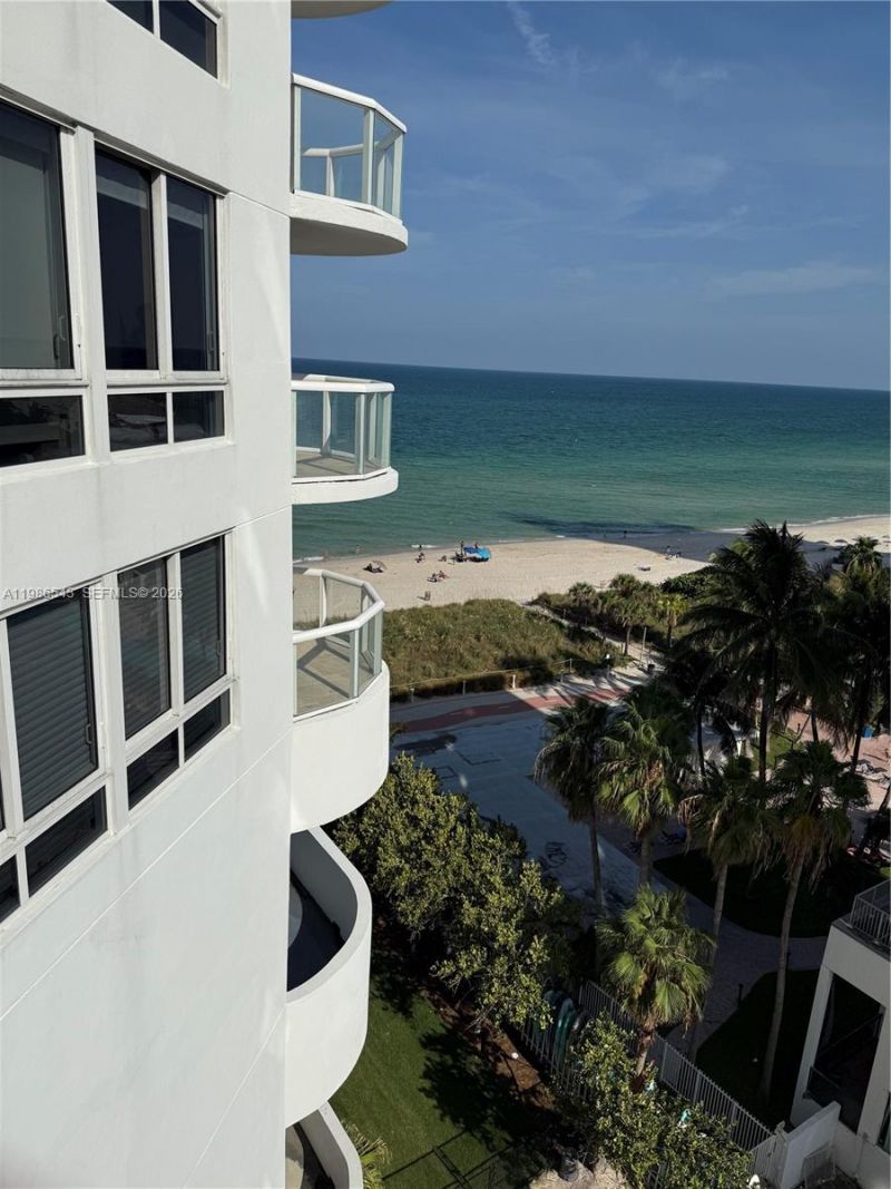 6365 Collins Ave , Unit 904, Miami Beach, FL 33141 Photo