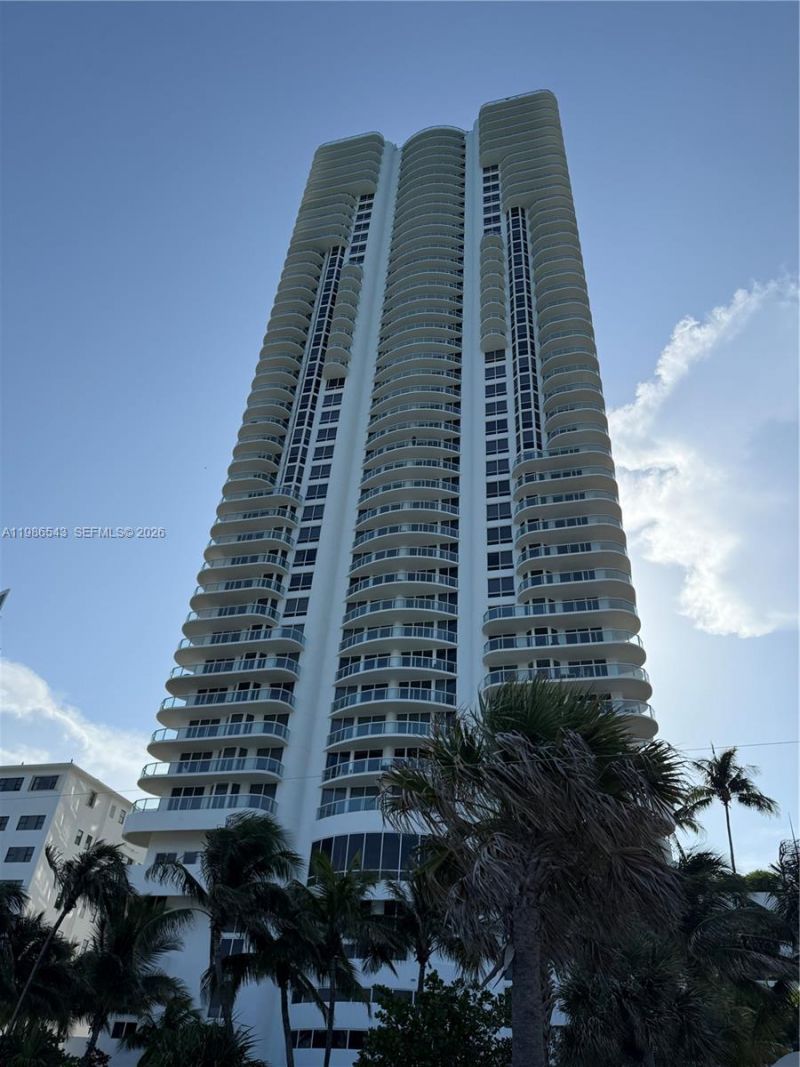 6365 Collins Ave , Unit 904, Miami Beach, FL 33141 Photo