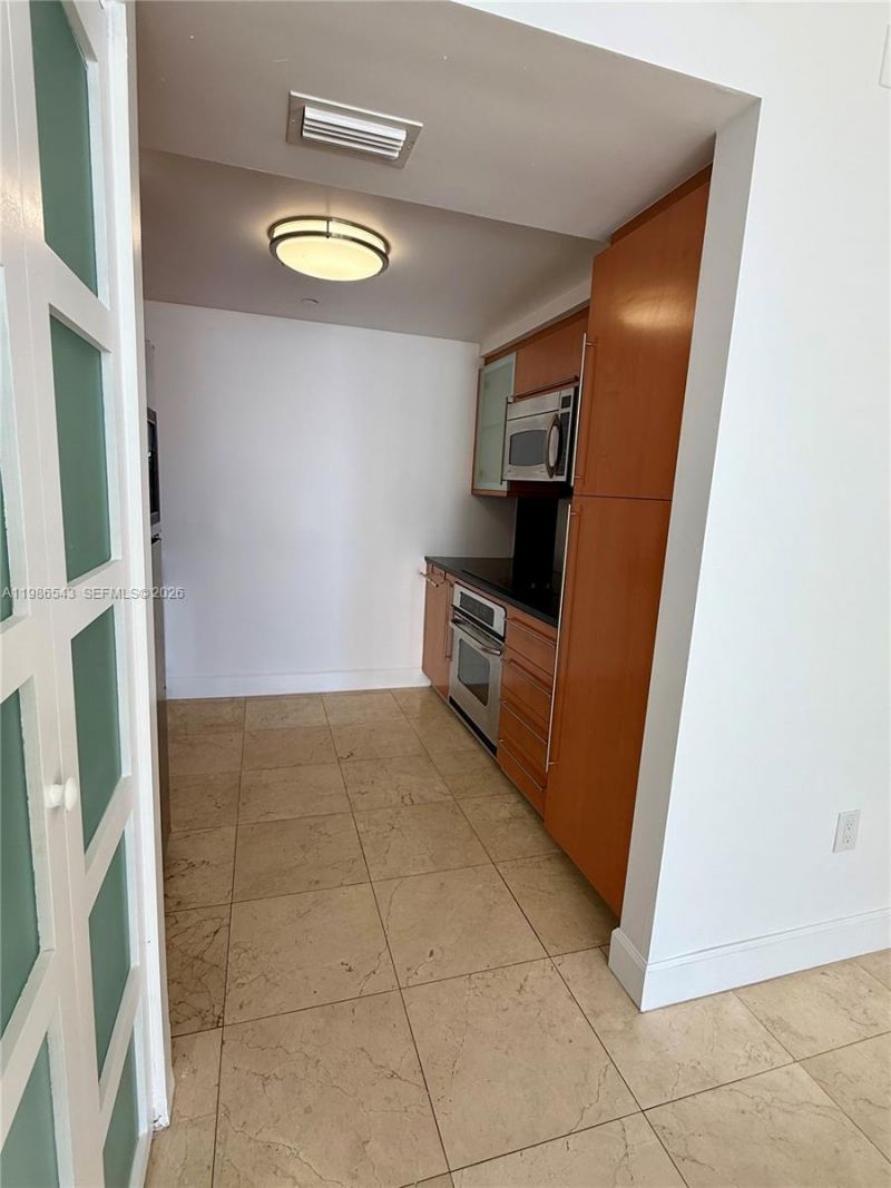 6365 Collins Ave , Unit 904, Miami Beach, FL 33141 Photo