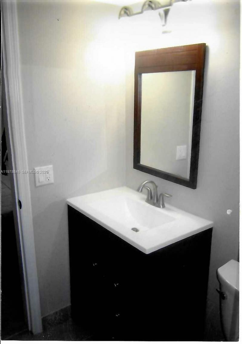 1800 SW 25th St , Unit 2109, Miami, FL 33133 Photo