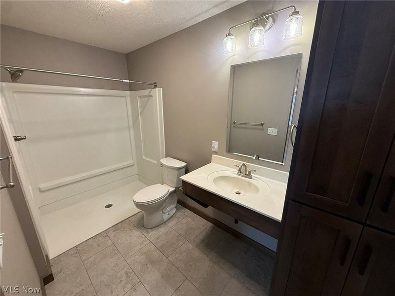 244 Allen Lane SE, New Philadelphia, OH 44663 Photo 10