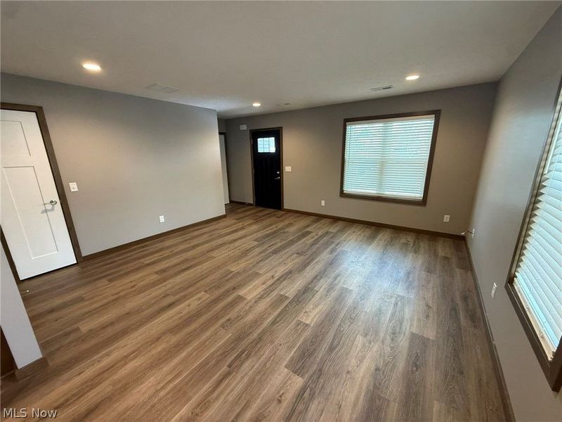 244 Allen Lane SE, New Philadelphia, OH 44663 Photo 3