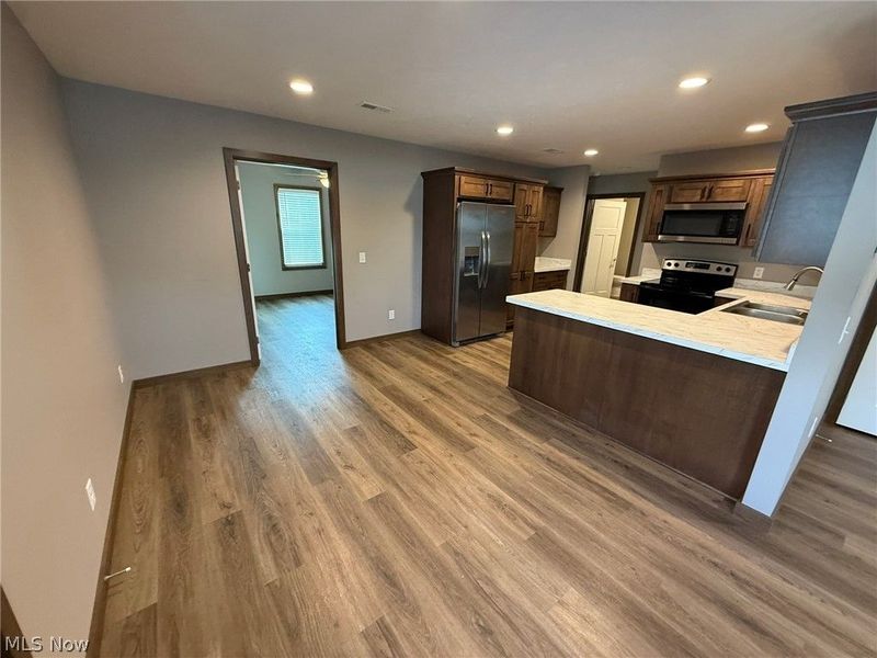 244 Allen Lane SE, New Philadelphia, OH 44663 Photo 4