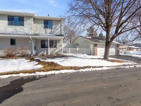 9353 Ranchview Lane N, Maple Grove, MN 55369