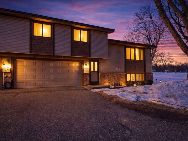 3914 Brookdale Circle N, Brooklyn Park, MN 55443