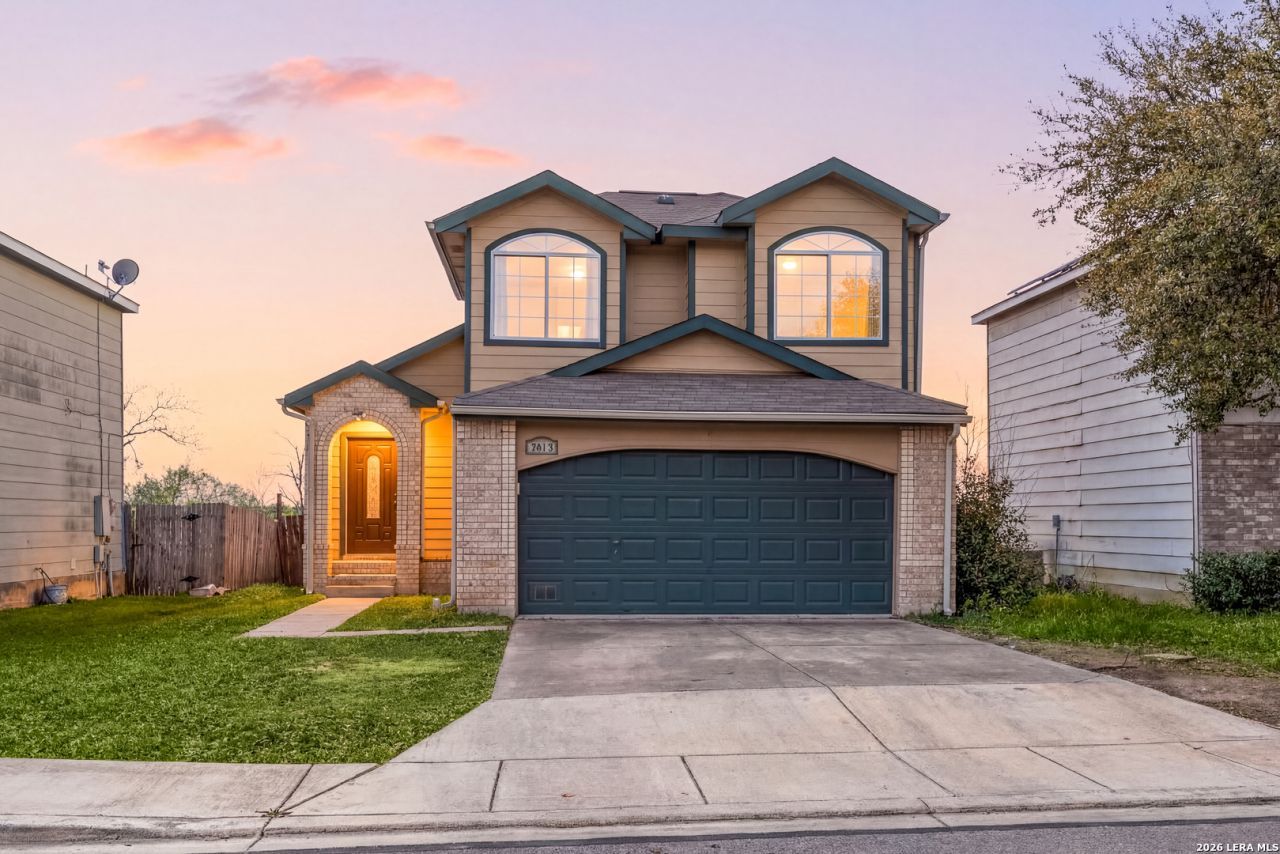 3519 Candlehead Ln, San Antonio, TX 78244 Main Photo