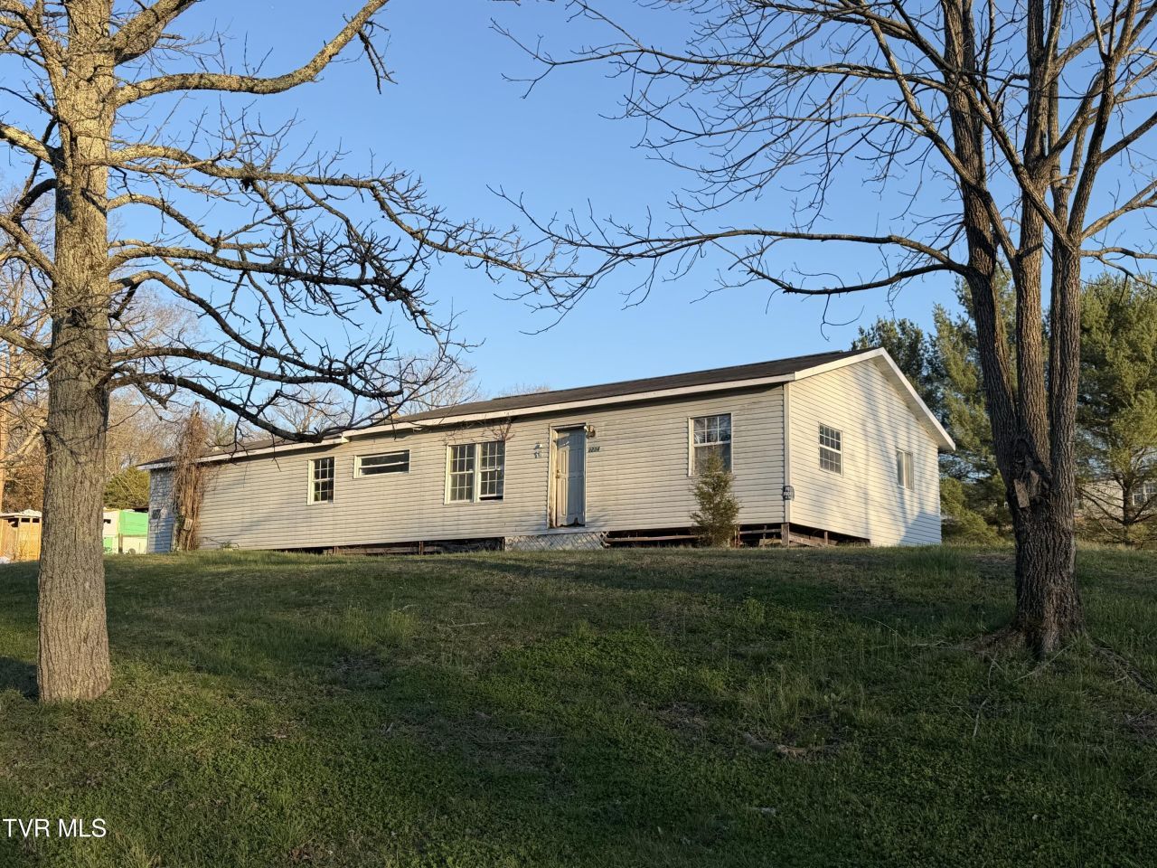 3234 Wil Rho Circle, Kingsport, TN 37660 Main Photo