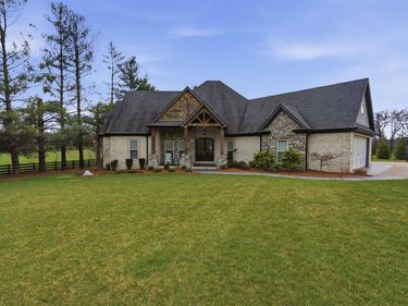 9127 Poplar Grove Lane , Alvaton, KY 42122