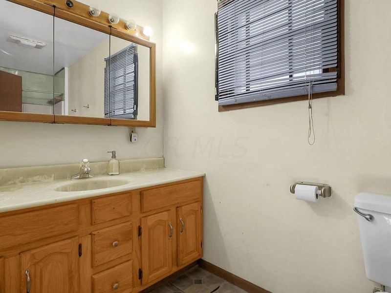 2393 Ray Street, Columbus, OH 43204 Photo 18