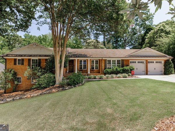 275 Davis Estates Road, Athens, GA 30606